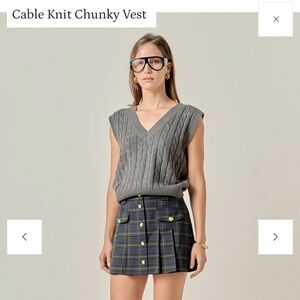 English Factory - Cable Knit  Chunky Vest V- Neck - Gray Sz L